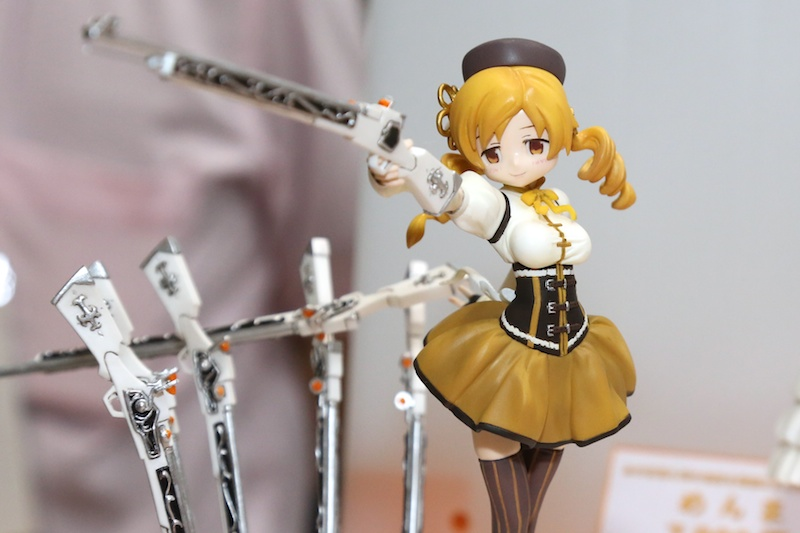 Illustration for article titled Treasure These Miniature Plastic Heroines